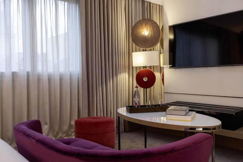 Hotel Etoile Maillot Room Type - Executive Room