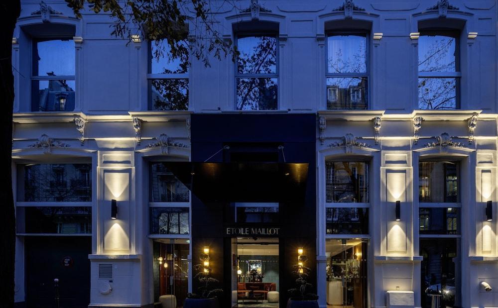 Hotel Etoile Maillot - Tap to explore photos