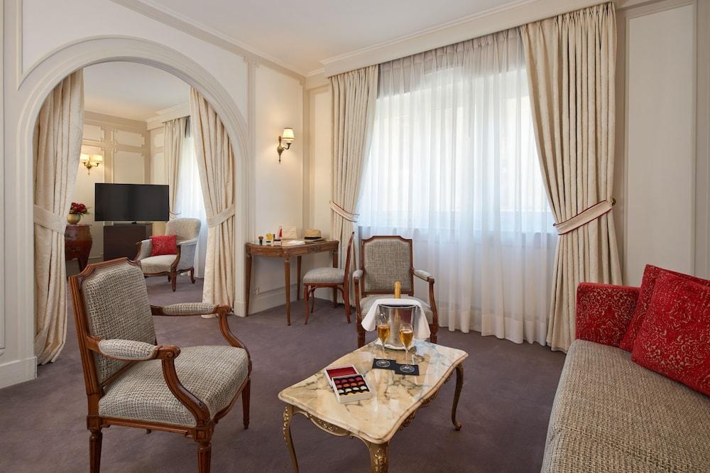 Majestic Hotel - SPA Champs Elysées Room Type - Junior Suite
