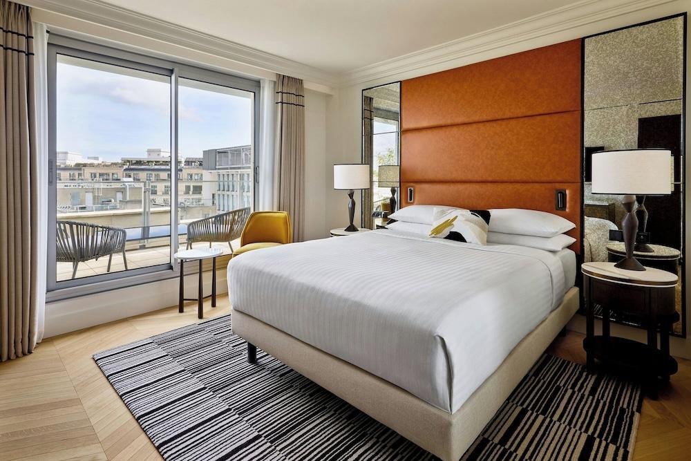 Paris Marriott Champs Elysees Hotel Room Type - TerraceCity View Queen Room