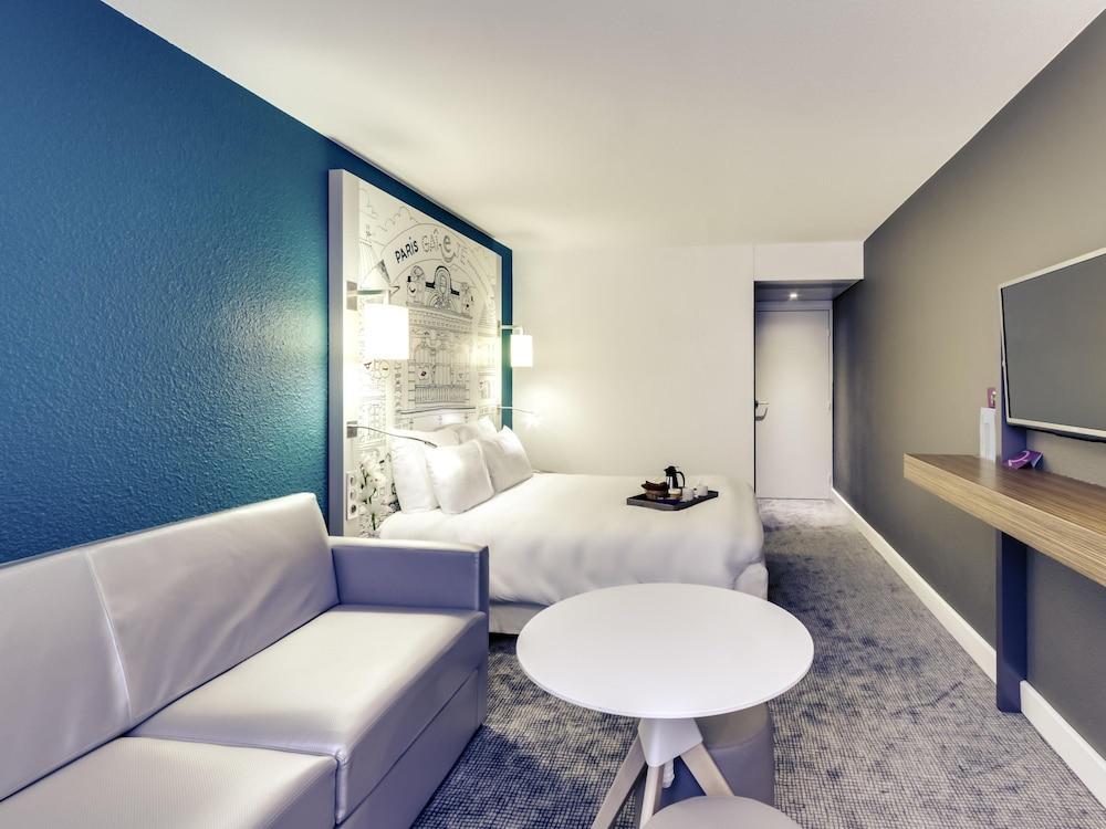 Mercure Paris Gare Montparnasse Room Type - Standard Room, 1 Double Bed with Sofa bed