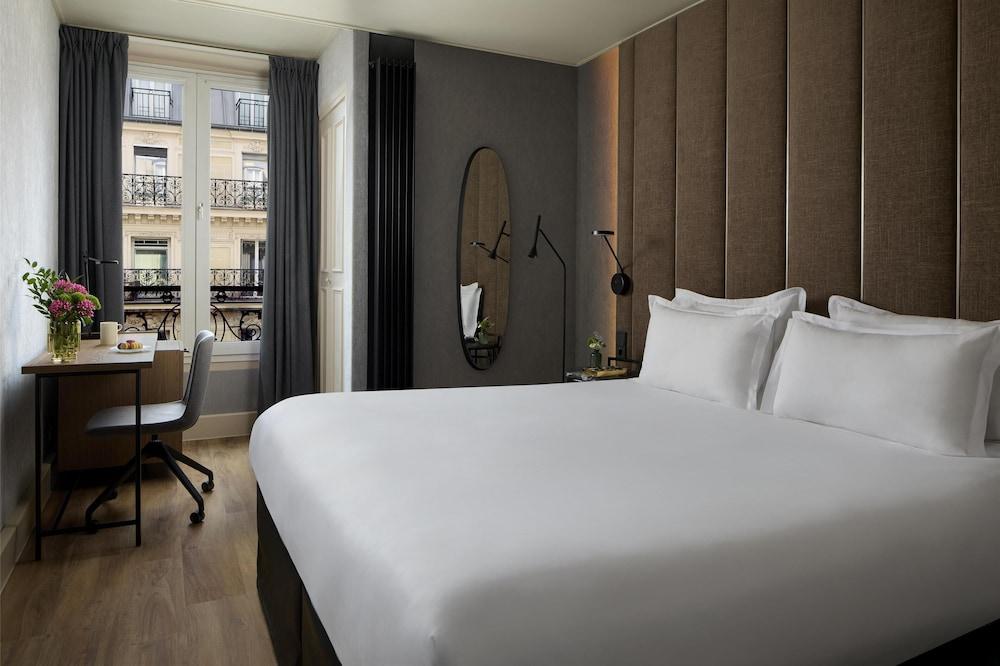 NH Paris Opera Faubourg Room Type - Superior Room