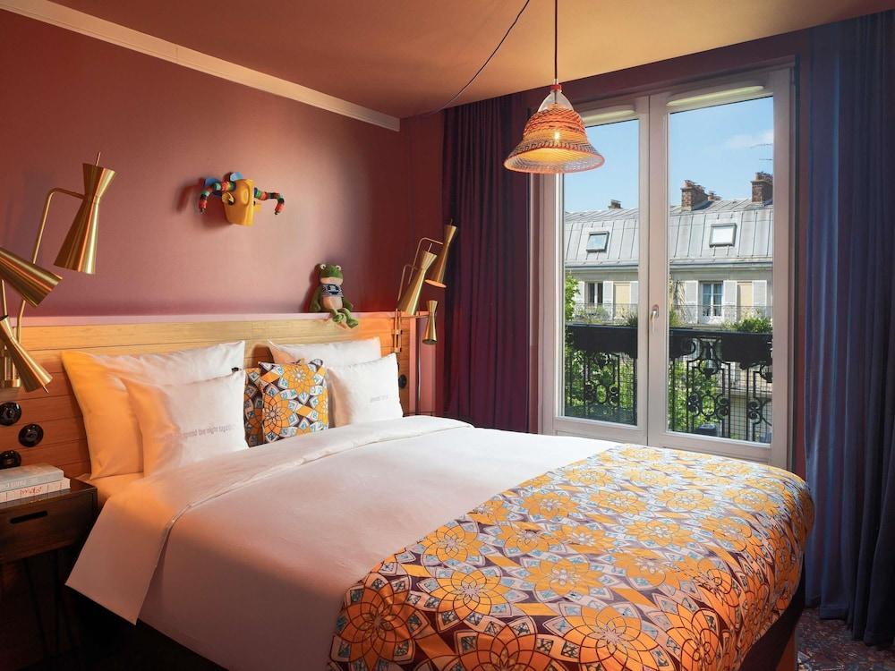 25hours Hotel Terminus Nord Room Type - Medium with Balcony and Paris view