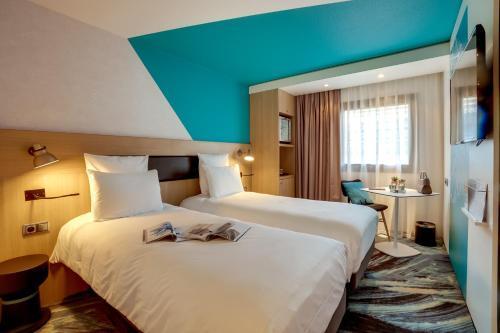 Mercure Paris Gare De Lyon TGV - Tap to explore photos