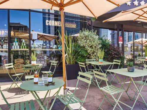 Mercure Paris Gare De Lyon TGV - Tap to explore photos