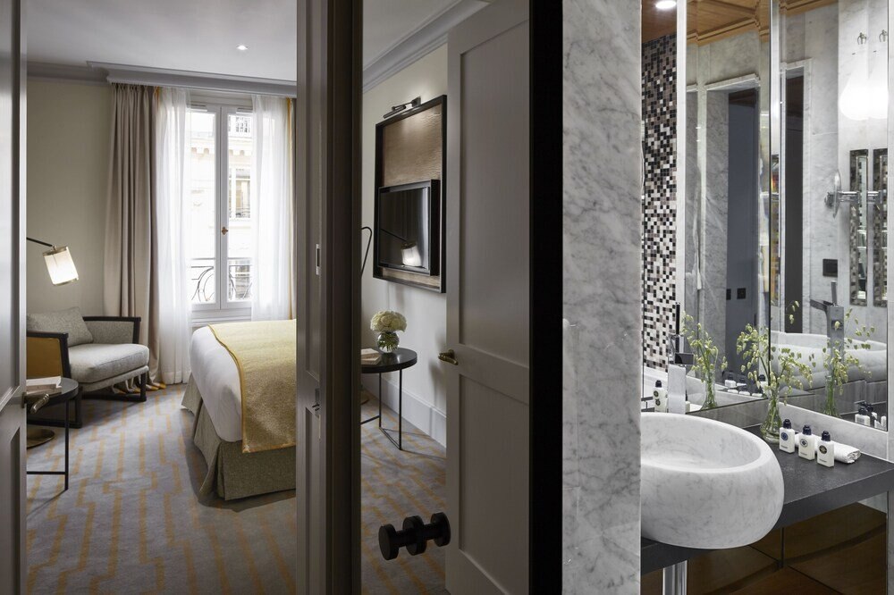 Hotel Montalembert Room Type - Deluxe Room