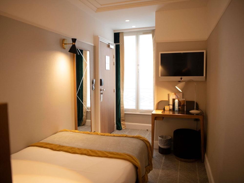 Mercure Paris Opera Garnier Room Type - Classic Room - twin beds