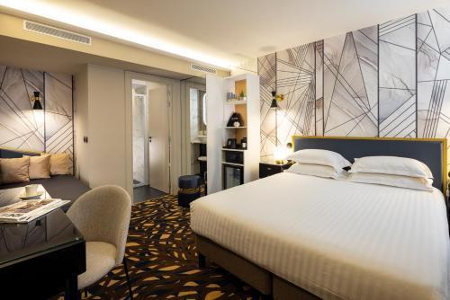 Hôtel Mondial Room Type - Deluxe Triple Room
