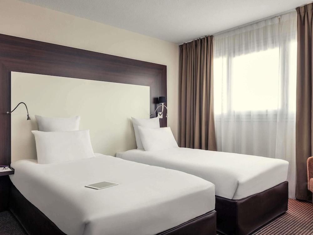 Mercure Paris Porte d'Orleans Room Type - Privilege, Room, 2 Twin Beds