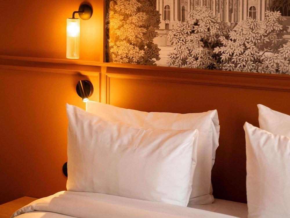 Mercure Paris Bastille Marais Room Type - Classic Room with 1 double bed