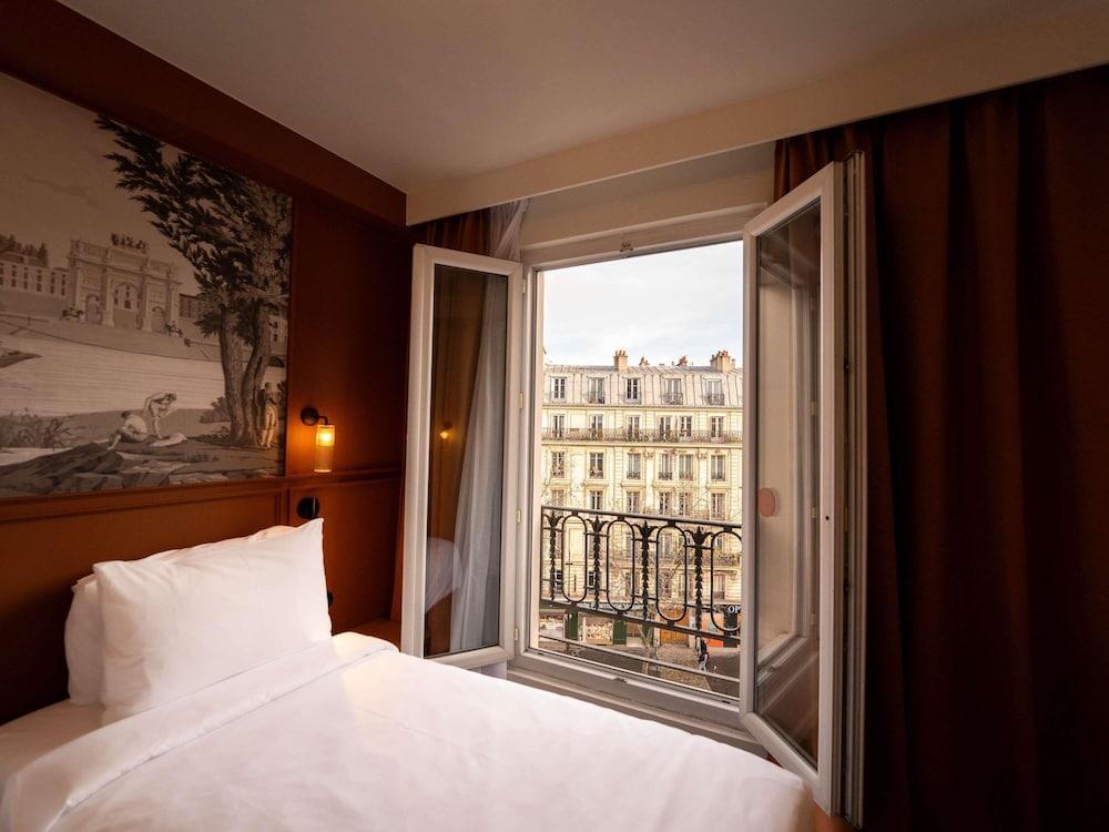 Mercure Paris Bastille Marais - Tap to explore photos