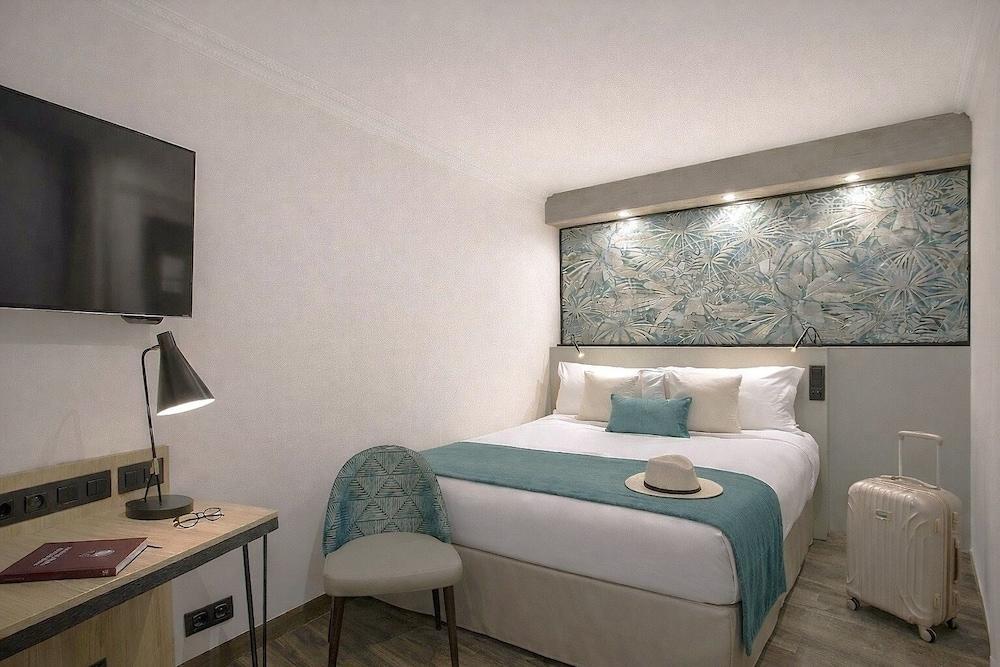 Best Western Plus Opera Batignolles Room Type - Classic Room, 1 Double Bed, Non Smoking Best Western Plus Opera Batignolles Room Type - Classic Room, 1 Double Bed, Non Smoking