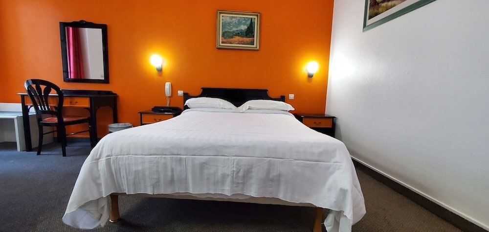 Hôtel Metropol Room Type - Triple Room
