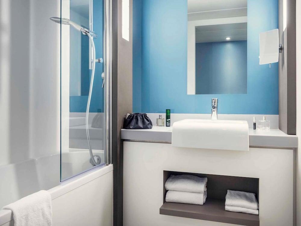Mercure Paris Val de Fontenay Room Type - Classic Room, 1 Double Bed