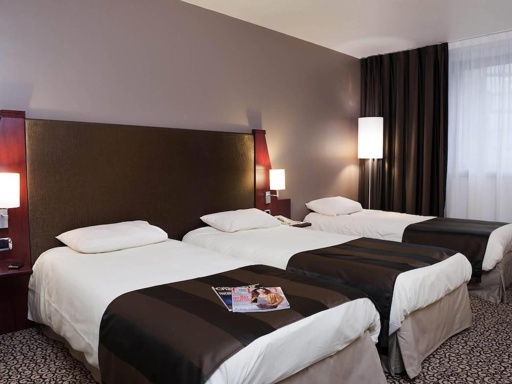 Mercure Paris Val de Fontenay Room Type - Classic Room, 3 Twin Beds