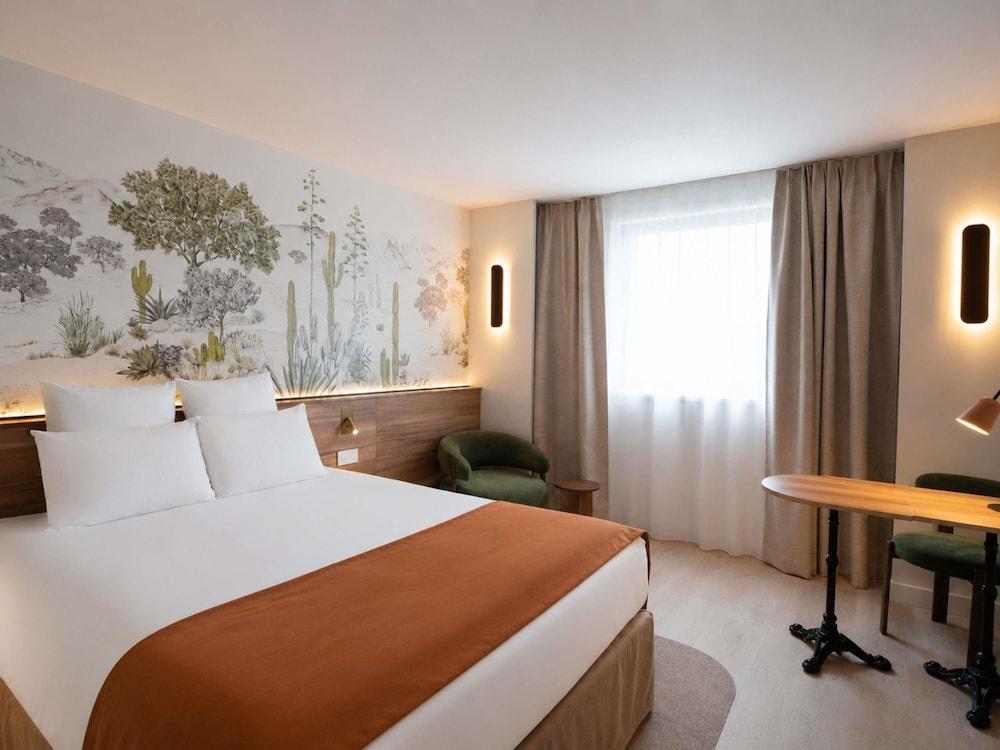 Mercure Paris Val de Fontenay Room Type - Privilege, Double Room, 1 Queen Bed