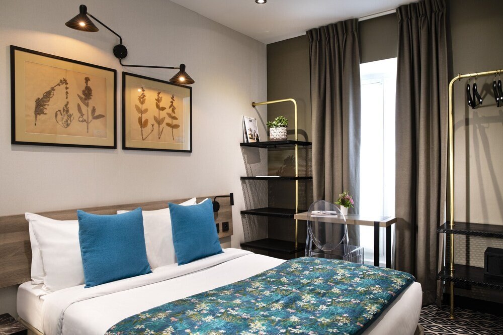 Maxim Quartier Latin Room Type - Superior Double Room