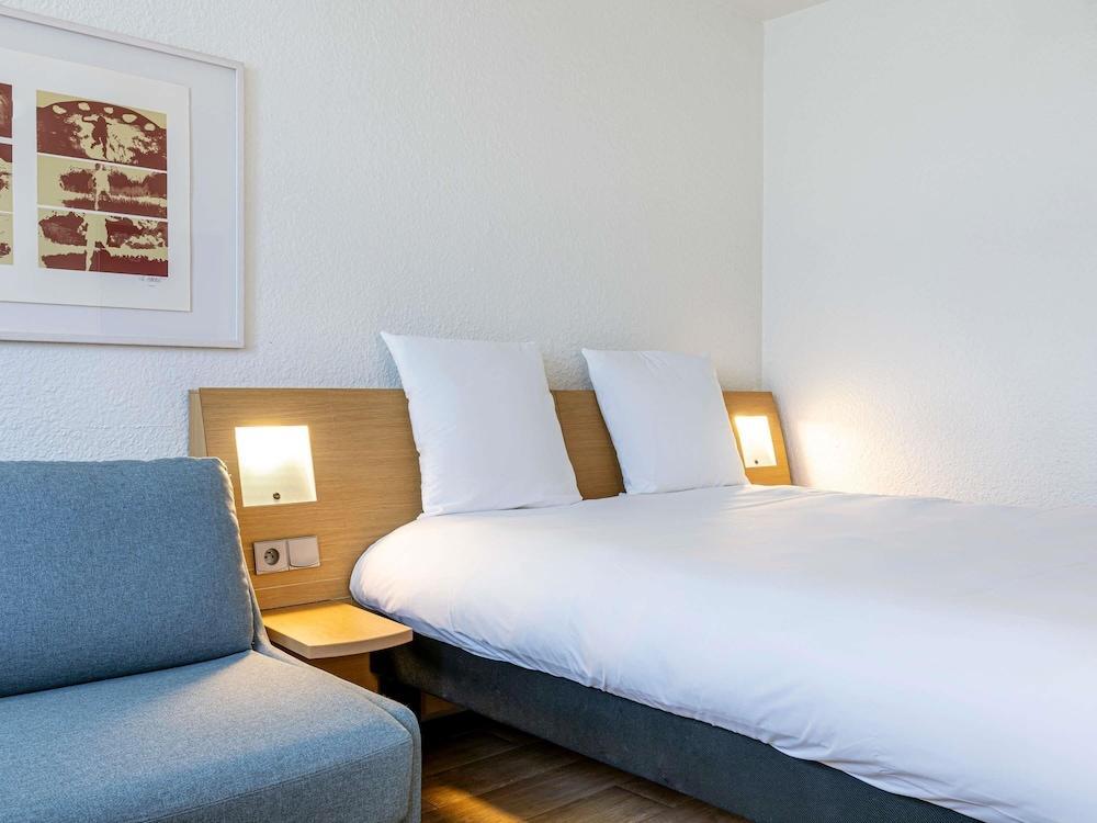 Mercure Paris Le Bourget Room Type - Studio, 1 Double Bed