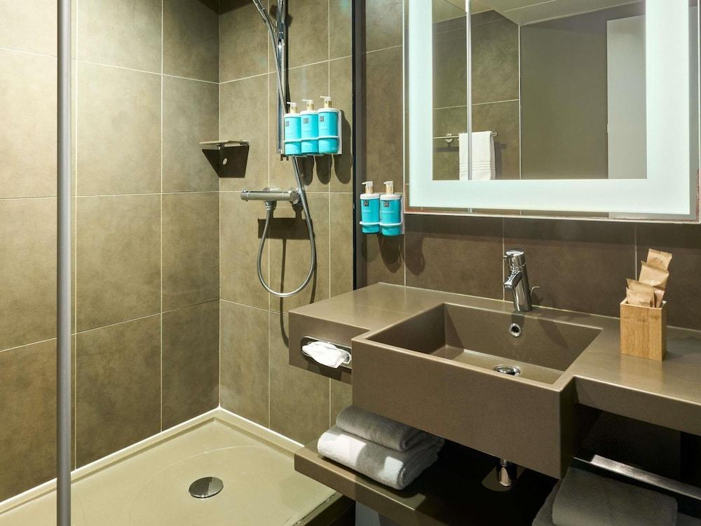 Novotel Paris La D Room Type - Standard Room, 2 Twin Beds