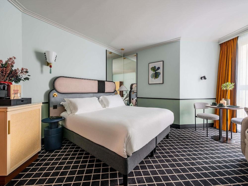 Ibis Paris Opera La Fayette Room Type - Deluxe Room, 1 Double Bed with Sofa bed, Accessible