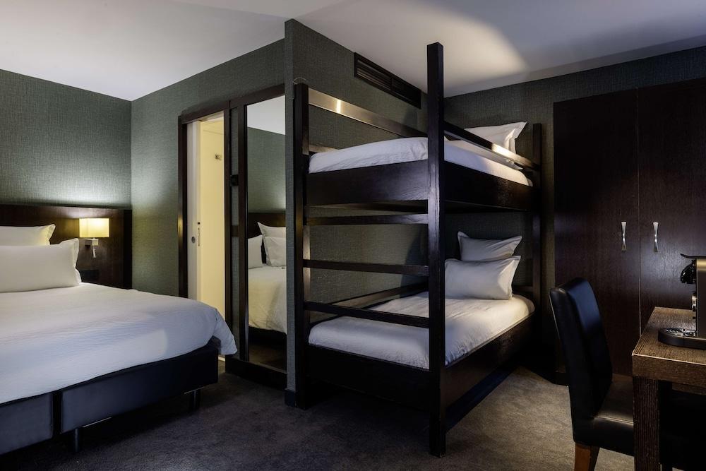 Best Western Bretagne Montparnasse Room Type - Family Room, Multiple Beds, Non Smoking (Larger Room)