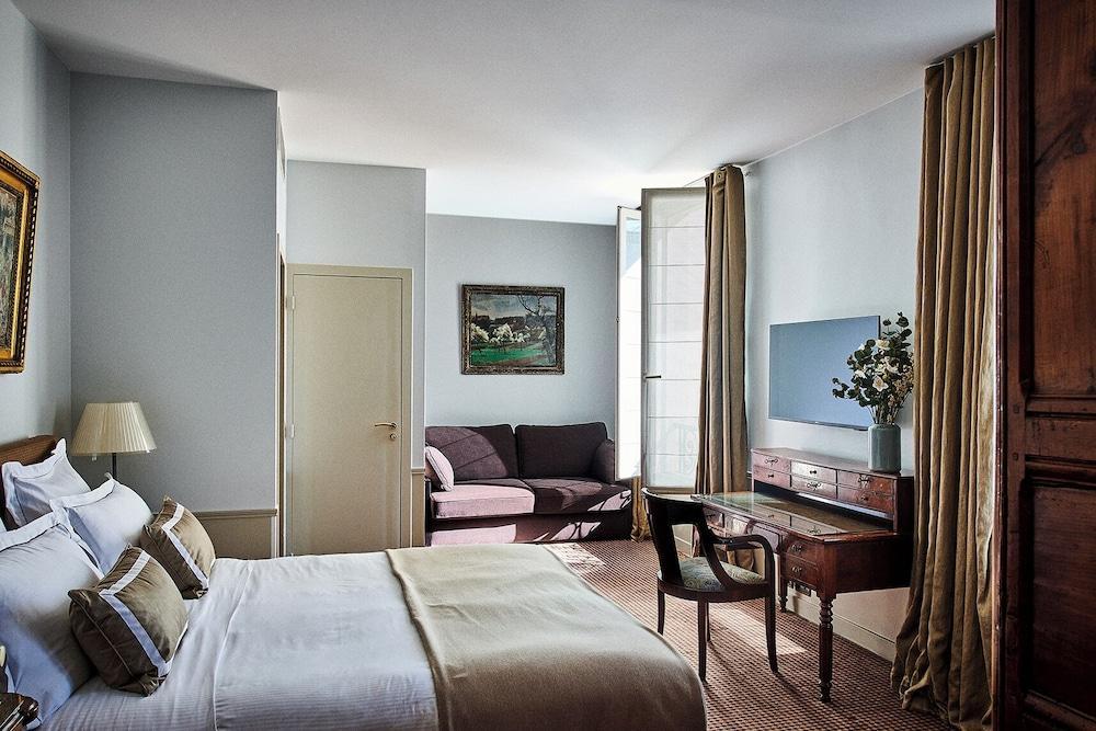 Hôtel d'Orsay Room Type - Deluxe Family Room Hôtel d'Orsay Room Type - Deluxe Family Room