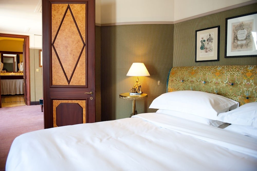 L'Hotel Room Type - Junior Suite