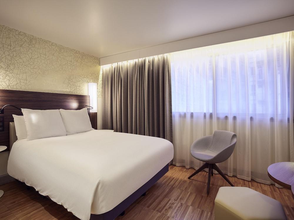 Mercure Paris Arc de Triomphe Etoile Room Type - Superior Room with 1 double bed