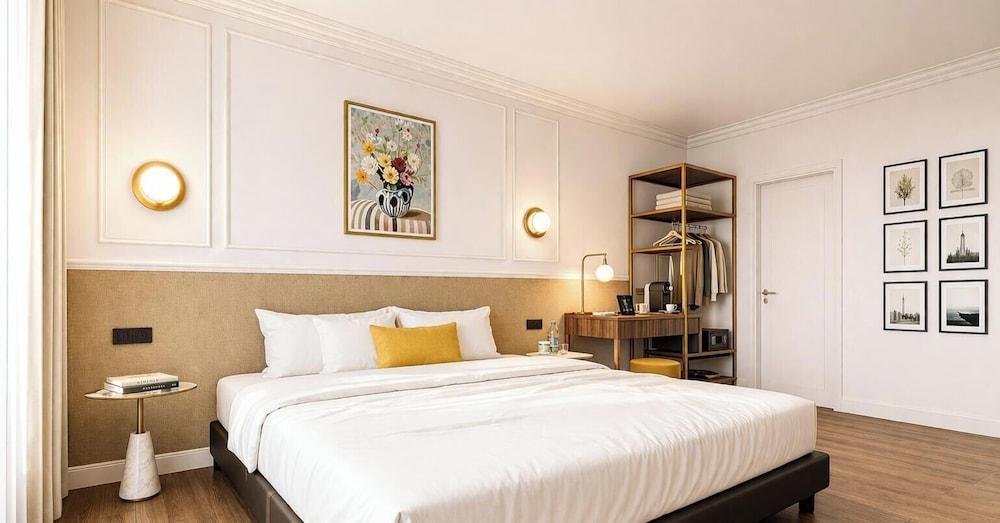 Hôtel Beauvoisin Room Type - Deluxe Double Room