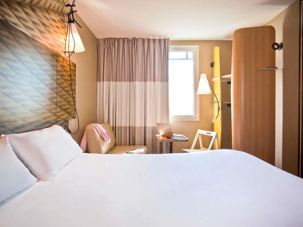 ibis Paris Porte de Clichy Centre Room Type - Comfort Room, 1 Double Bed