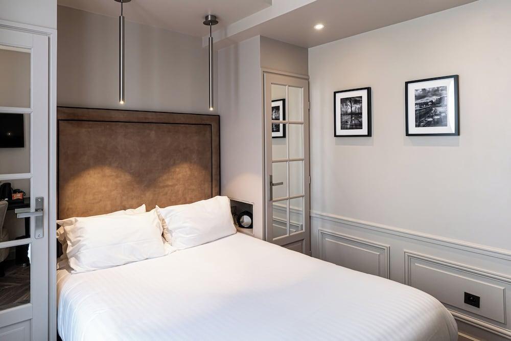 Hôtel Saint-Louis - Jardin du Luxembourg Room Type - Comfort Double or Twin Room