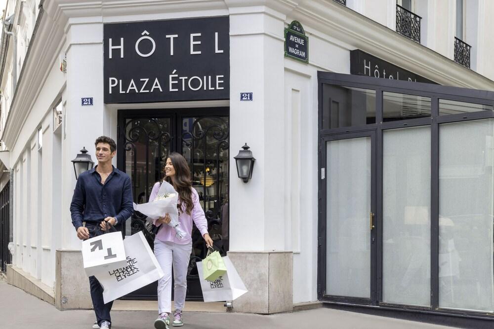 Hôtel Plaza Etoile - Tap to explore photos