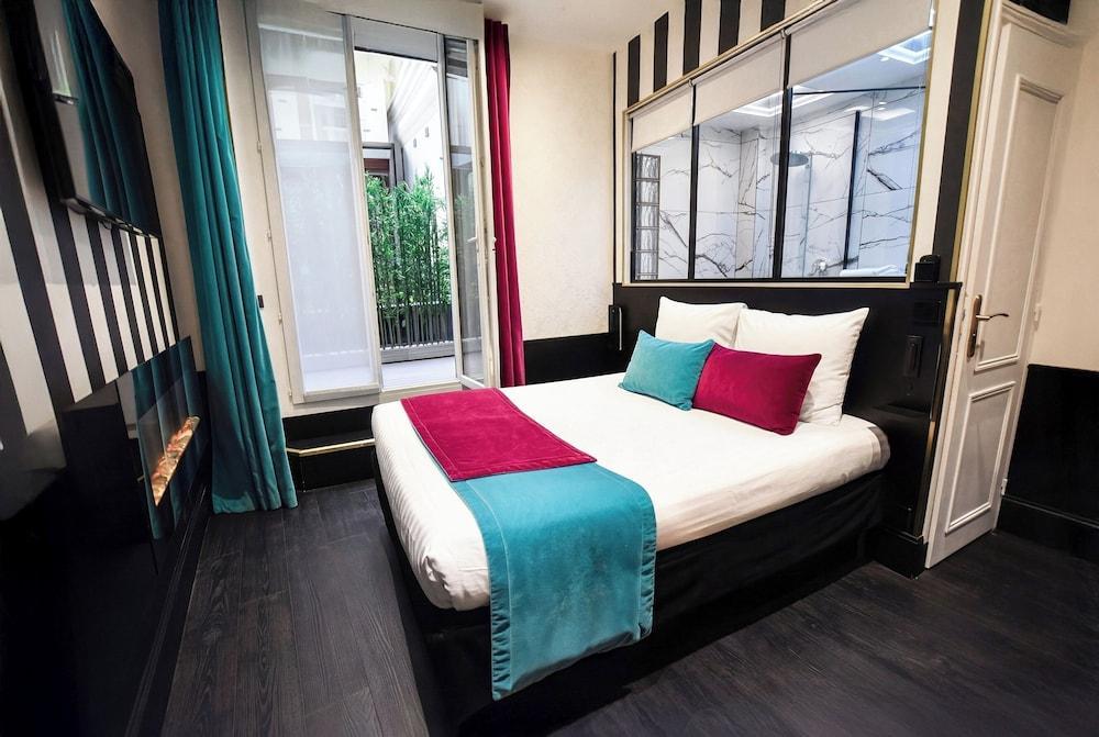 Hotel Peyris Opera Room Type - Classic Room