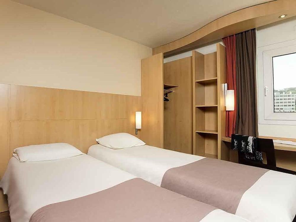 ibis Paris Issy Les Moulineaux Val de Seine Room Type - Standard Room, 2 Twin Beds