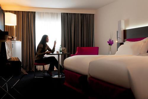 Mercure Paris CDG Airport & Convention - Tap to explore photos