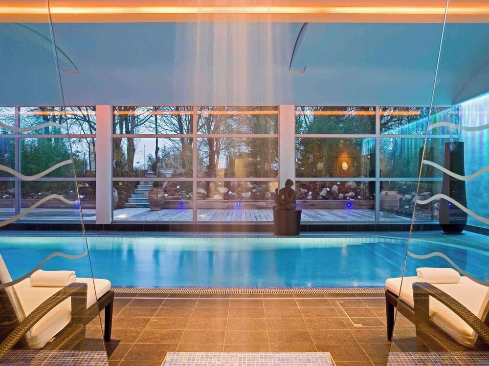 Mercure Paris CDG Airport & Convention - Tap to explore photos