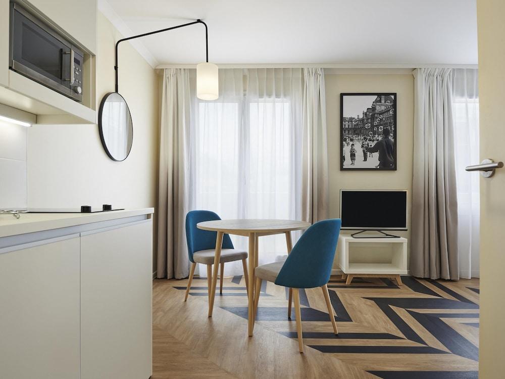 Aparthotel Adagio Porte de Versailles Room Type - Studio for 3 people