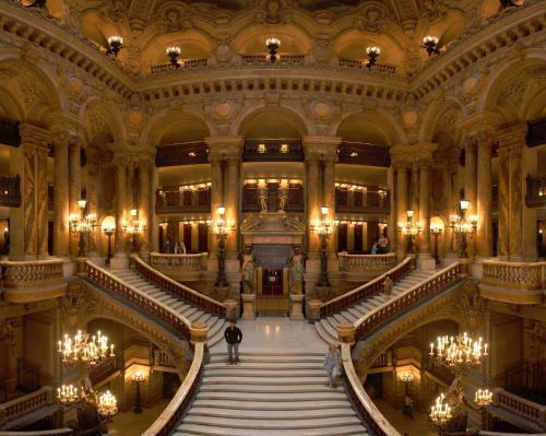 Hotel Gaillon Opera - Tap to explore photos