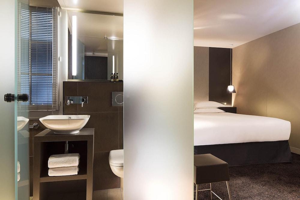 BEST WESTERN Quartier Latin Pantheon Hotel Room Type - Executive Room, 1 Queen Bed, Non Smoking