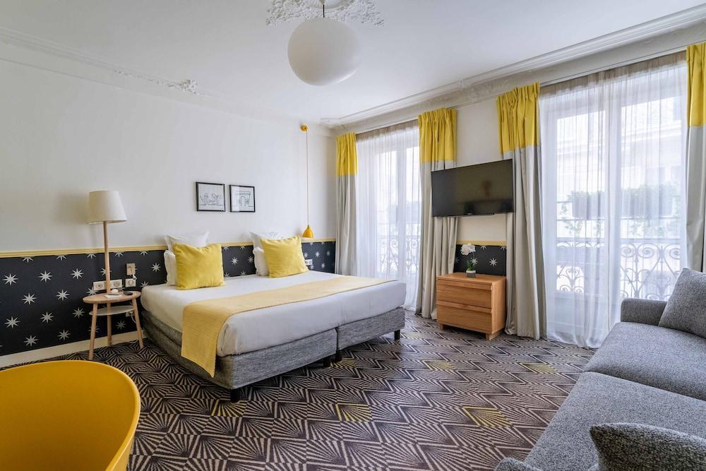 Hôtel Augustin - Astotel Room Type - Quadruple Room - Free soft minibar, courtesy tray, Chromecast - Digital press Hôtel Augustin - Astotel Room Type - Quadruple Room - Free soft minibar, courtesy tray, Chromecast - Digital press
