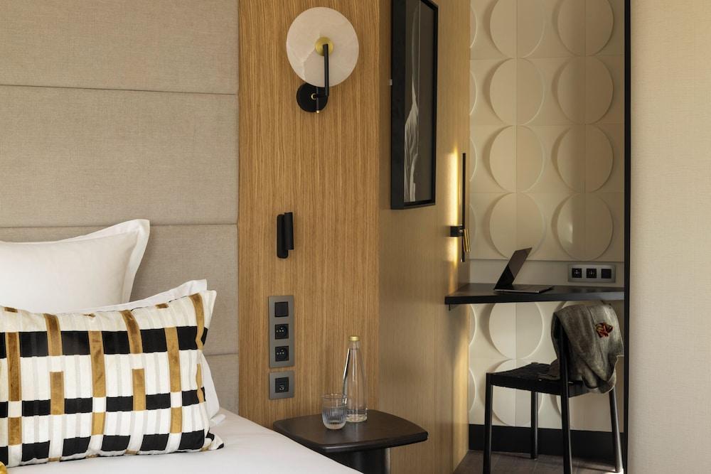 Hôtel Raspail Montparnasse Room Type - Junior Suite Eiffel Tower View