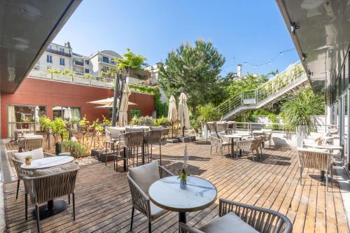 Radisson Blu Hotel, Paris Boulogne - Tap to explore photos
