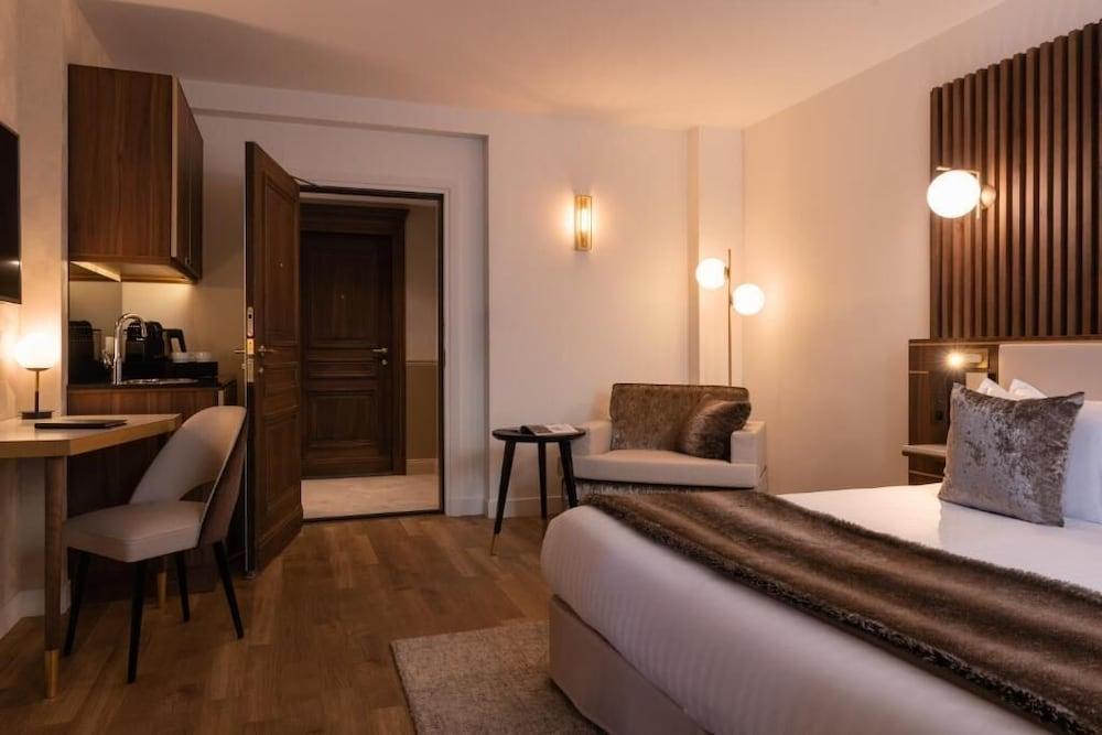 Hotel Lord Byron Room Type - Junior Suite