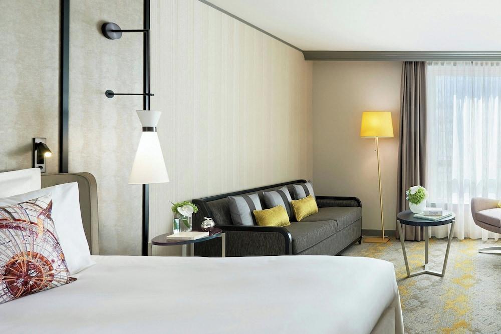 Renaissance Paris La Defense Hotel by Marriott Room Type - Room, 1 King Bed with Sofa bed