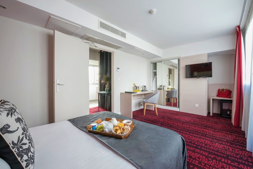 Hotel le Richemont - Tap to explore photos