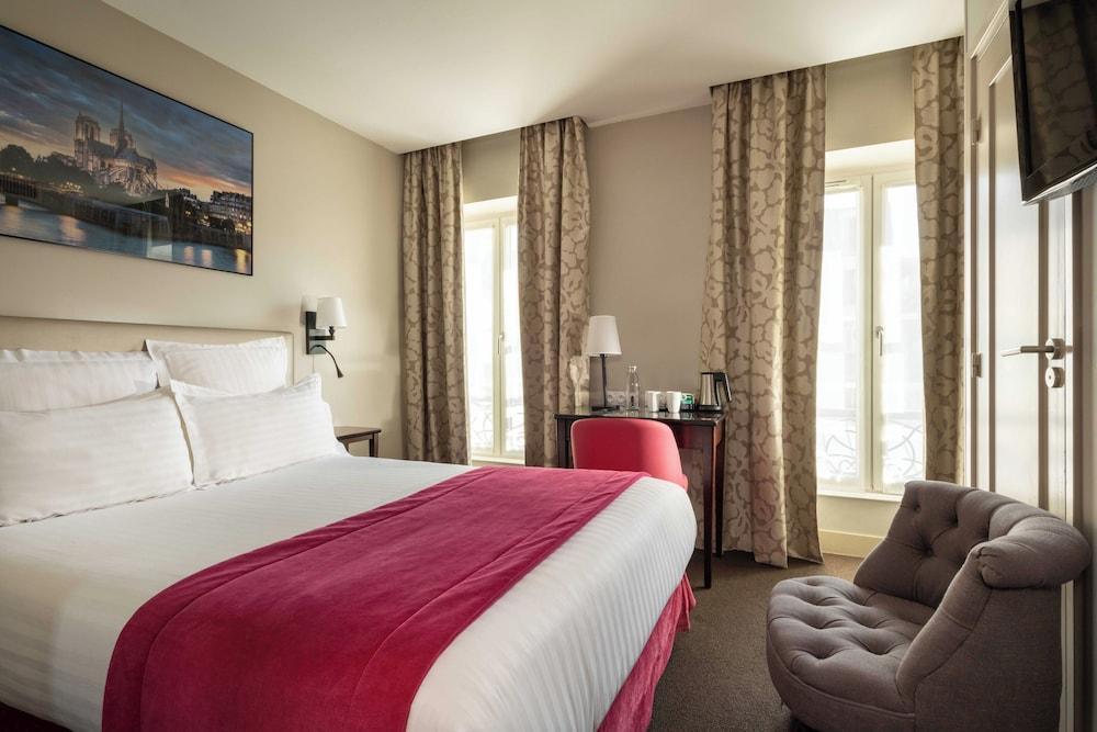 Hôtel Le Relais Saint Charles Room Type - Classic Double room with view on a quiet courtyard