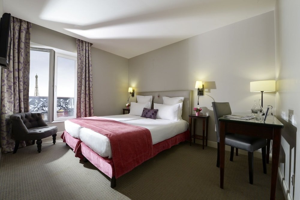 Hôtel Le Relais Saint Charles Room Type - Classic Twin Room, City View