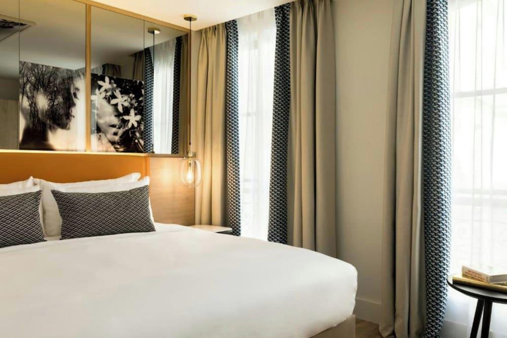 Renaissance Paris Vendome Hotel by Marriott - Tap to explore photos