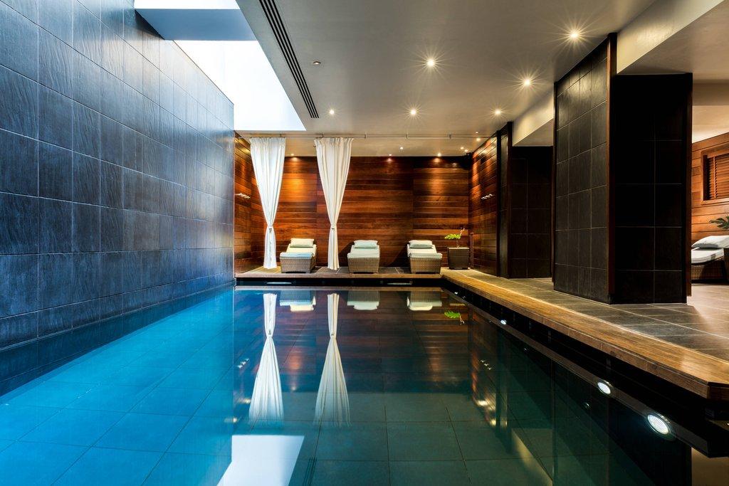 Renaissance Paris Vendome Hotel by Marriott - Tap to explore photos