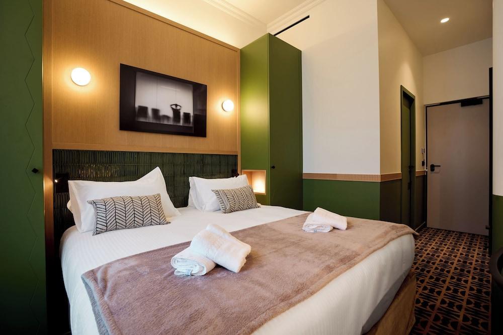 6VH Hotel Room Type - Superior Room